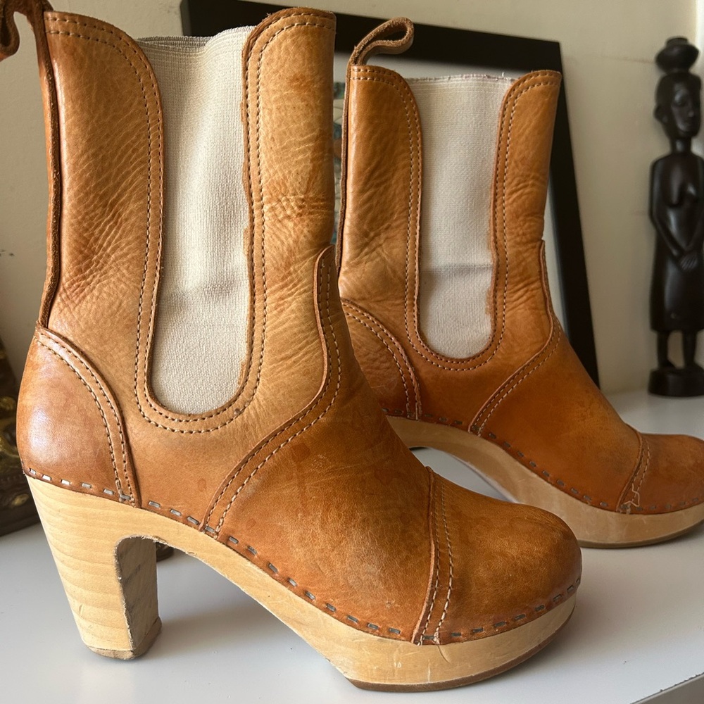 Swedish Hasbeens Tan Leather Mid-Calf Clog Boots with Cream Panels